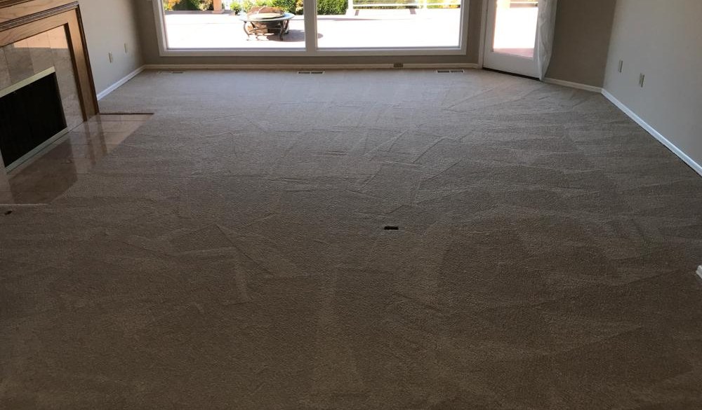 Clean, white carpet in fancy lakeside house after carpet cleaning